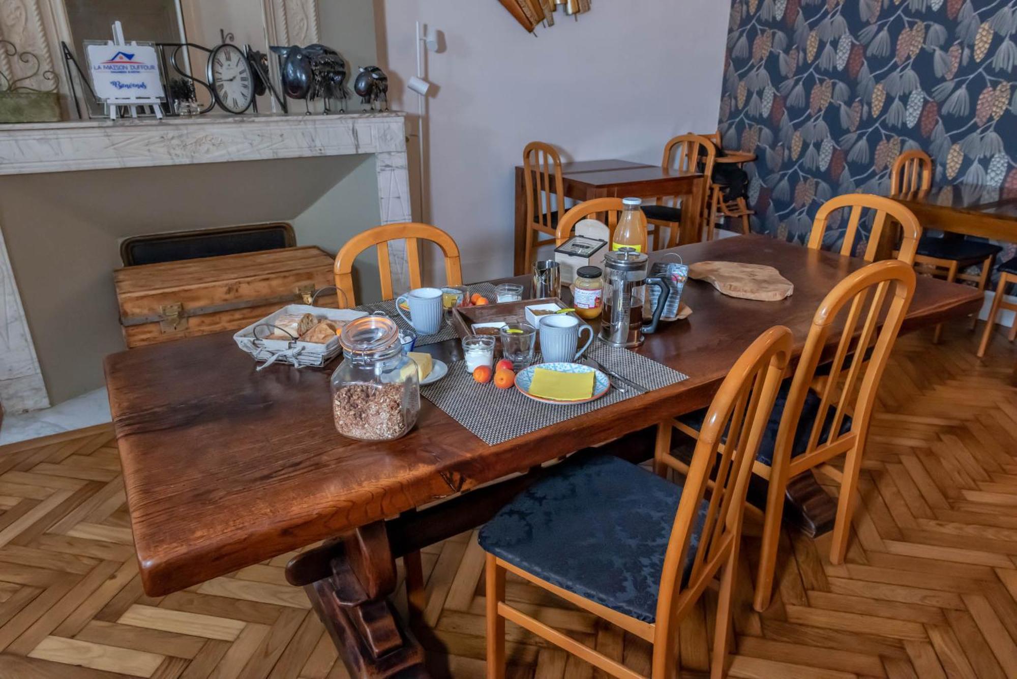 La Maison Duffour Chambres D'Hotes Avec Petit Dejeuner Tonneins Esterno foto