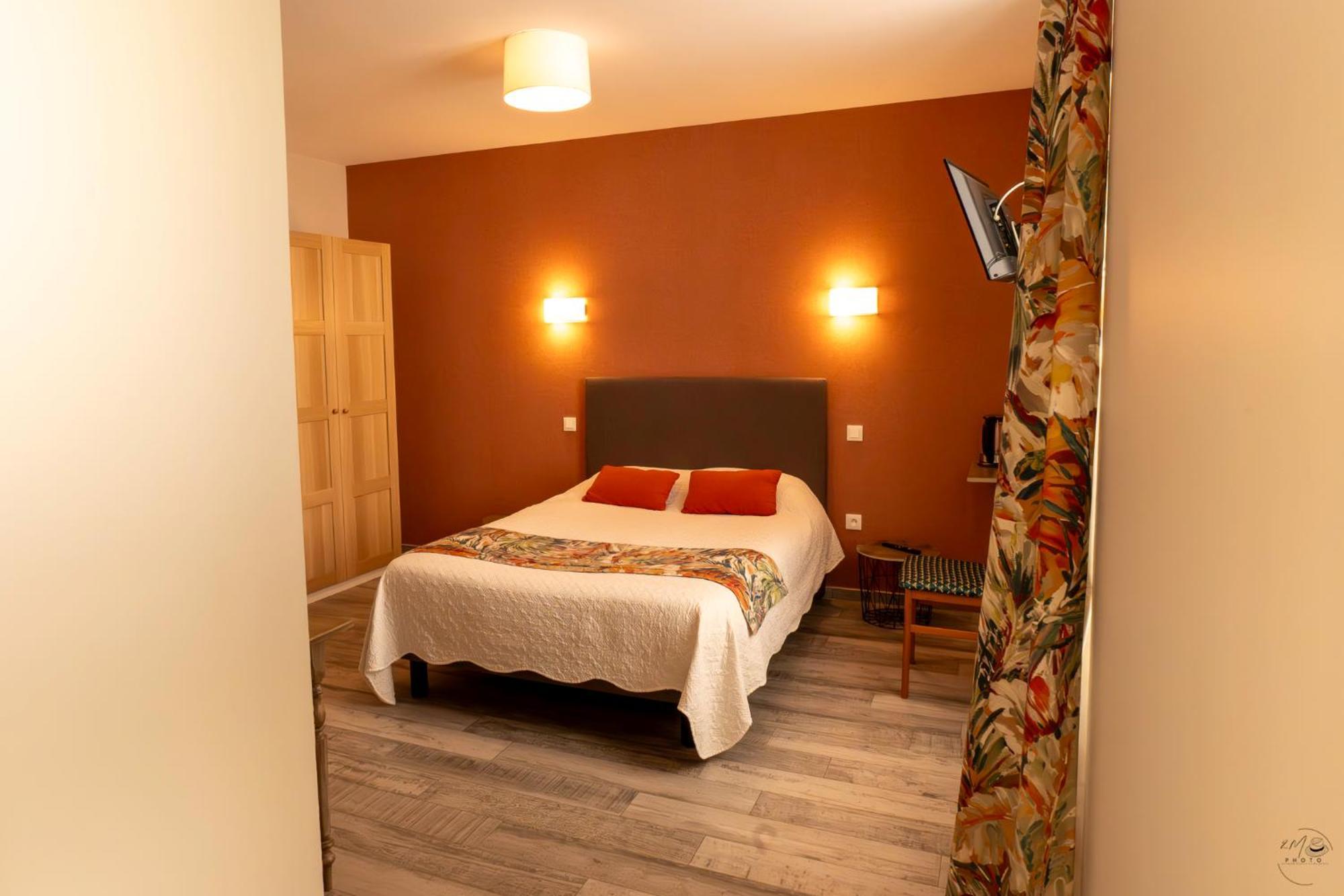 La Maison Duffour Chambres D'Hotes Avec Petit Dejeuner Tonneins Esterno foto