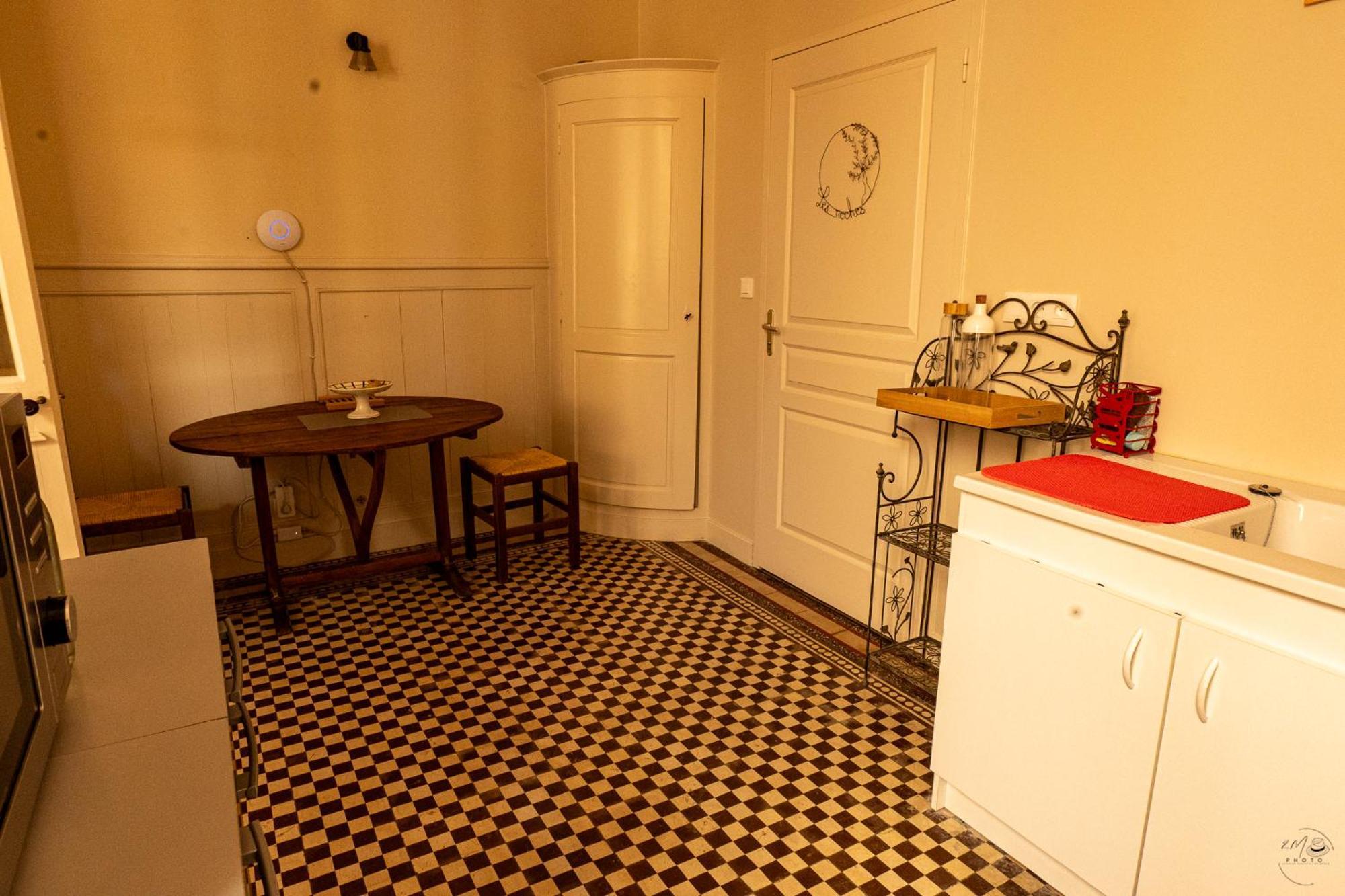La Maison Duffour Chambres D'Hotes Avec Petit Dejeuner Tonneins Esterno foto